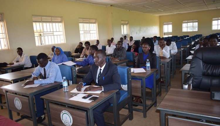 31919363_977698845713349_3857373320391426048_n