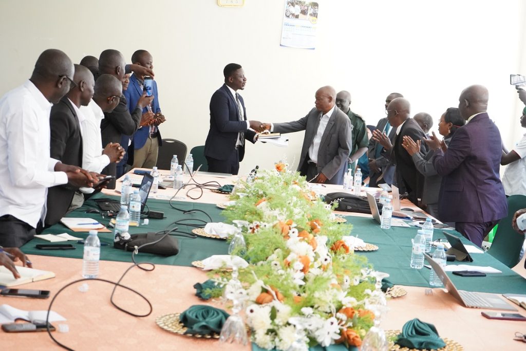 Prof. Ogwal Okeng, VC Lira University resumes work, jubiliating staff accord him a heroic welcome